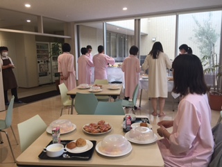 朝食バイキング⑦